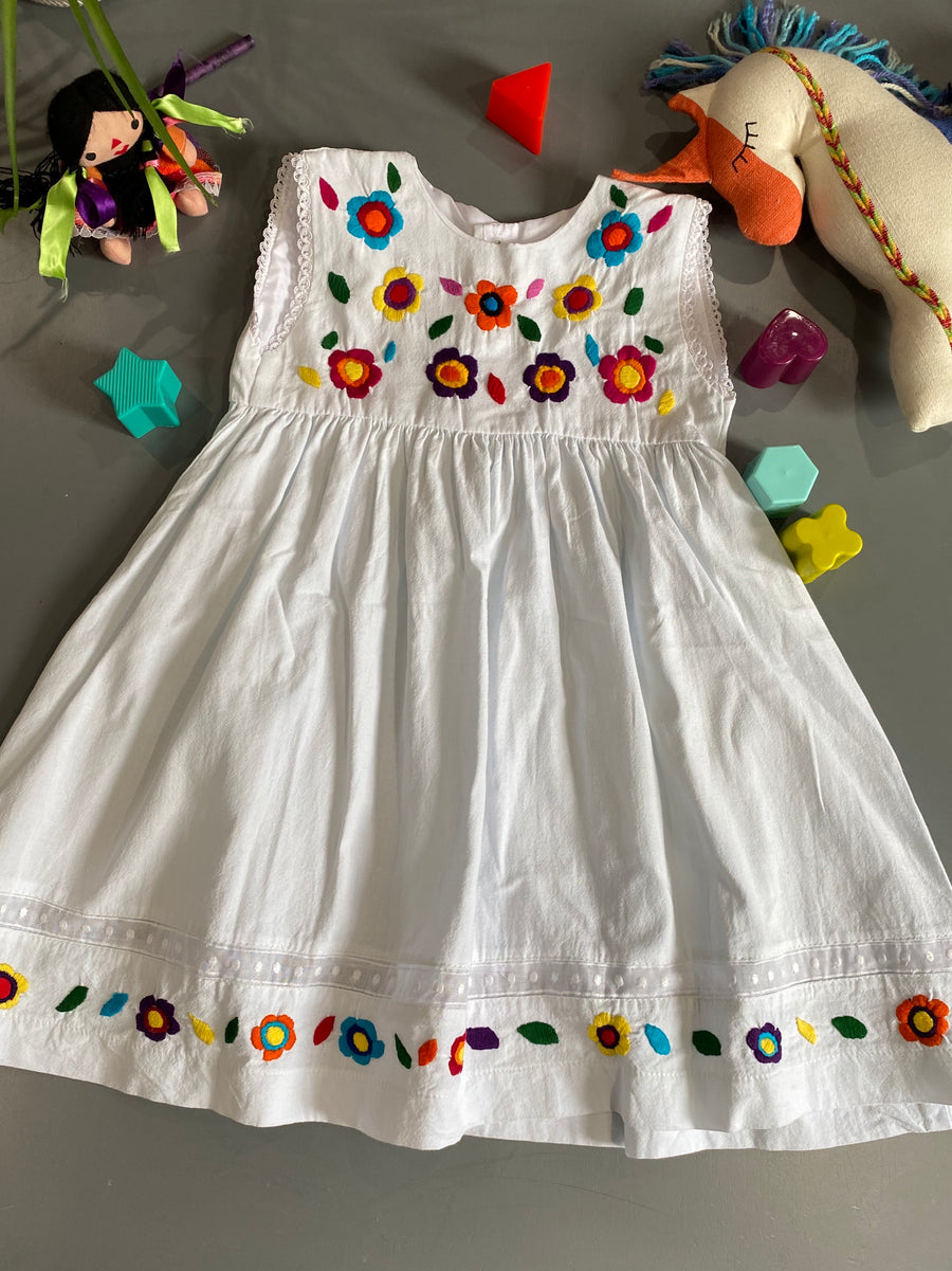 Mexican Dress Girls