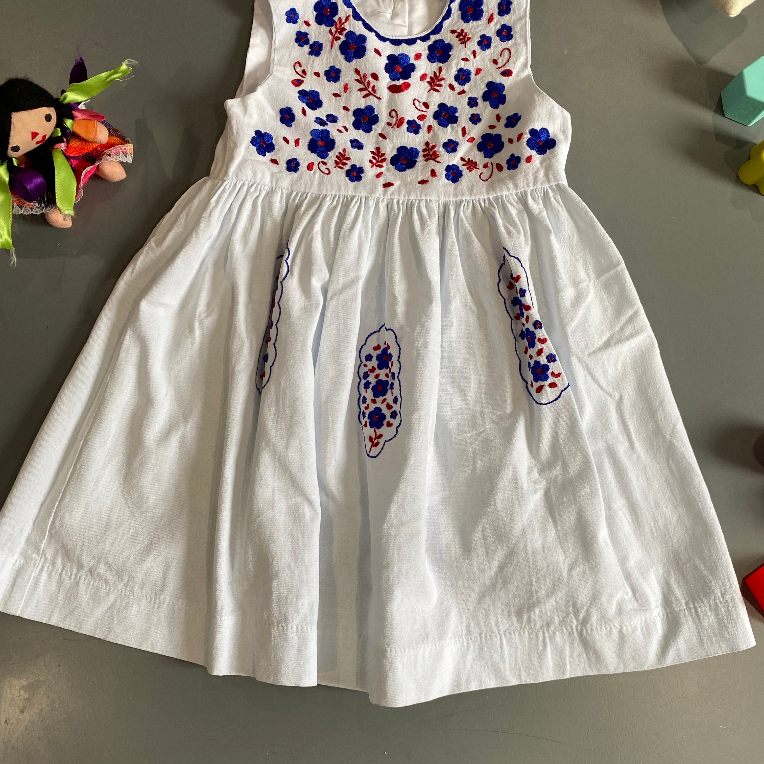 Mexican Dress Girls